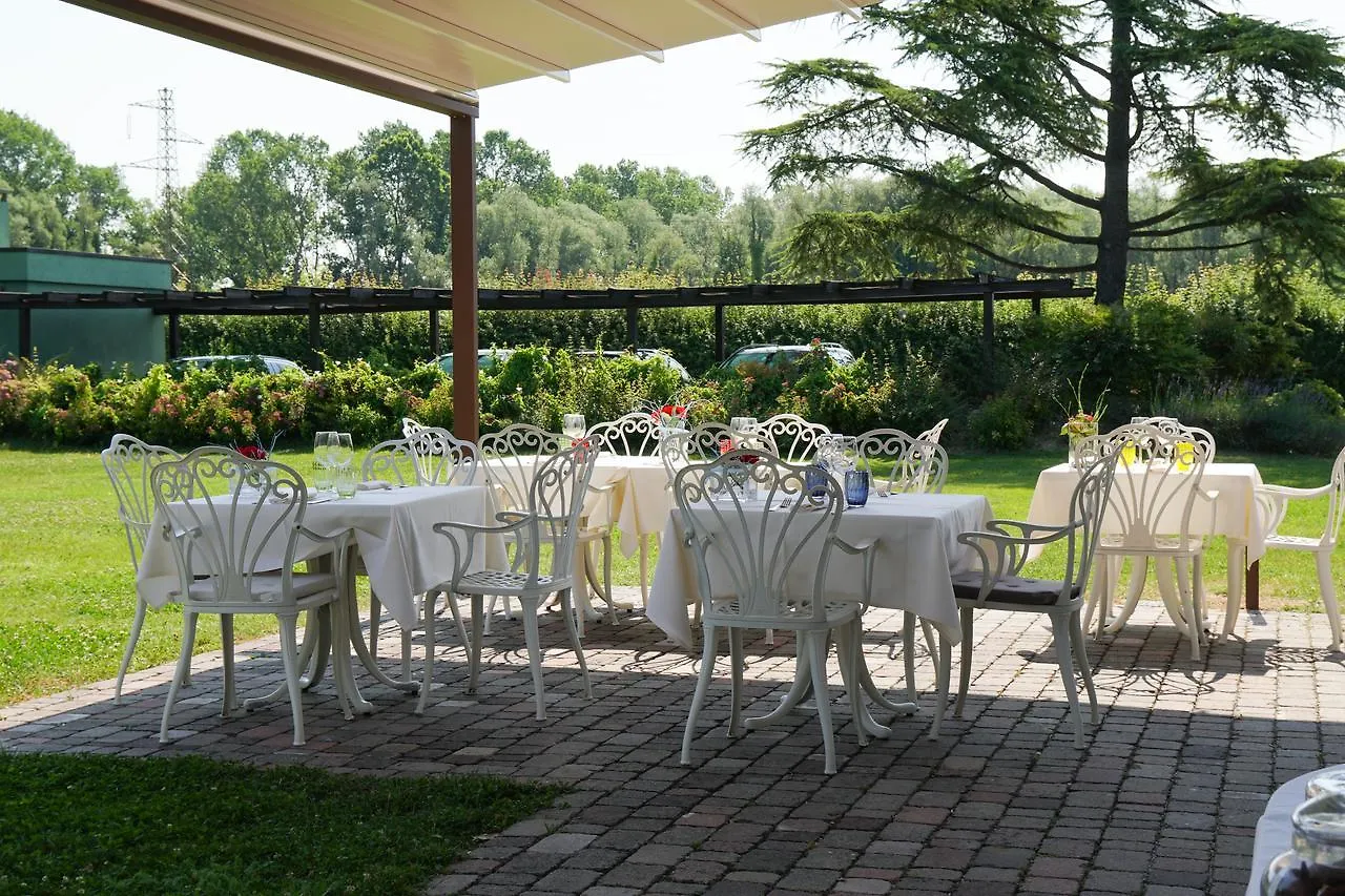 Borgo Ca Dei Sospiri Hotel Quarto d'Altino 4*,  Italy