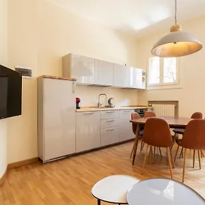 Residenza Cornaggia Appartement Milaan