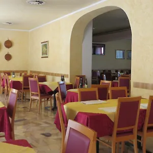 San Tomio Hotel
