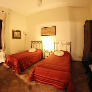 Corte Barocca Bed and breakfast